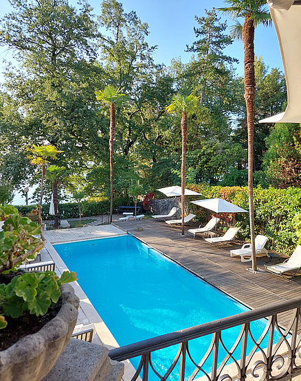 Pool mit Blick aufs Meer Pool mit Blick aufs Meer
